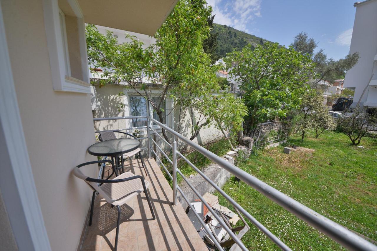 Disney Apartments Budva Exteriér fotografie