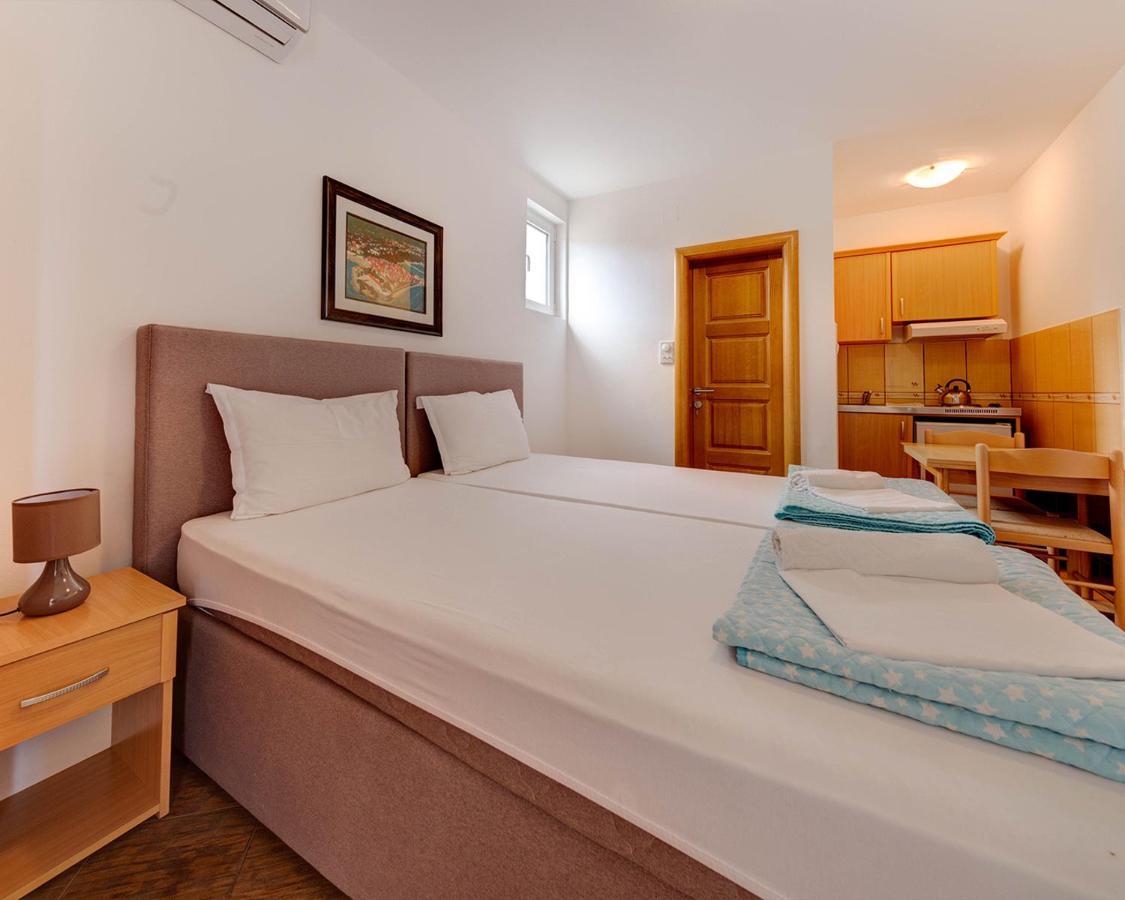 Disney Apartments Budva Exteriér fotografie