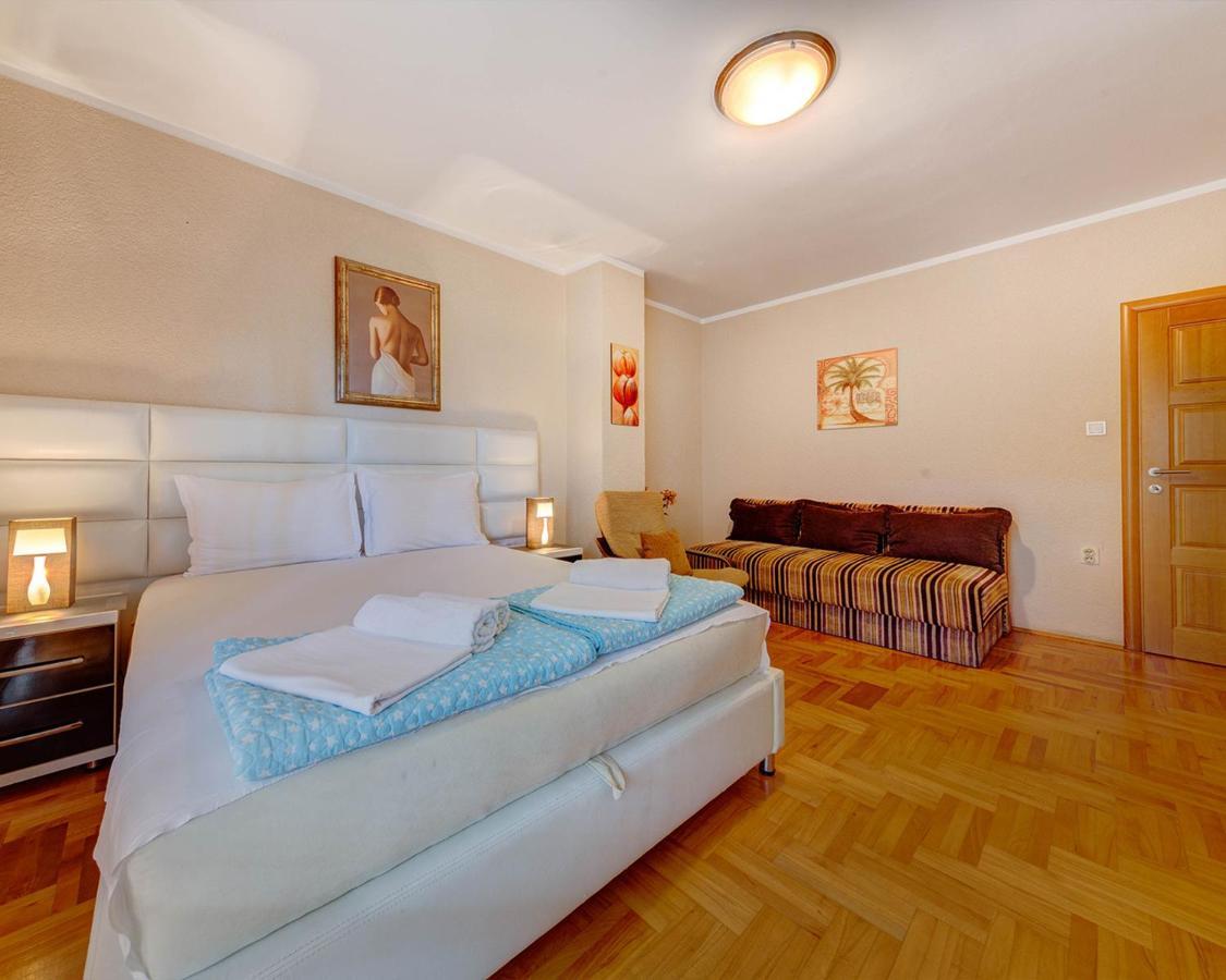 Disney Apartments Budva Exteriér fotografie
