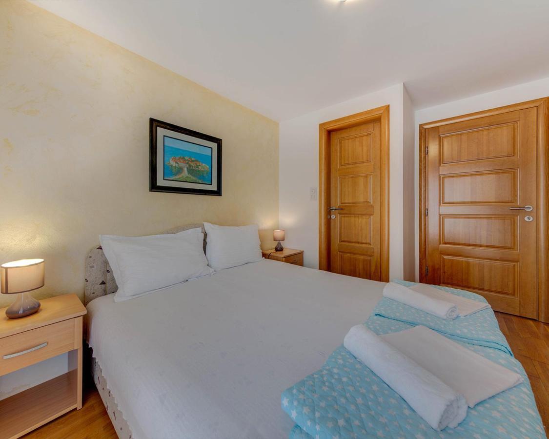 Disney Apartments Budva Exteriér fotografie