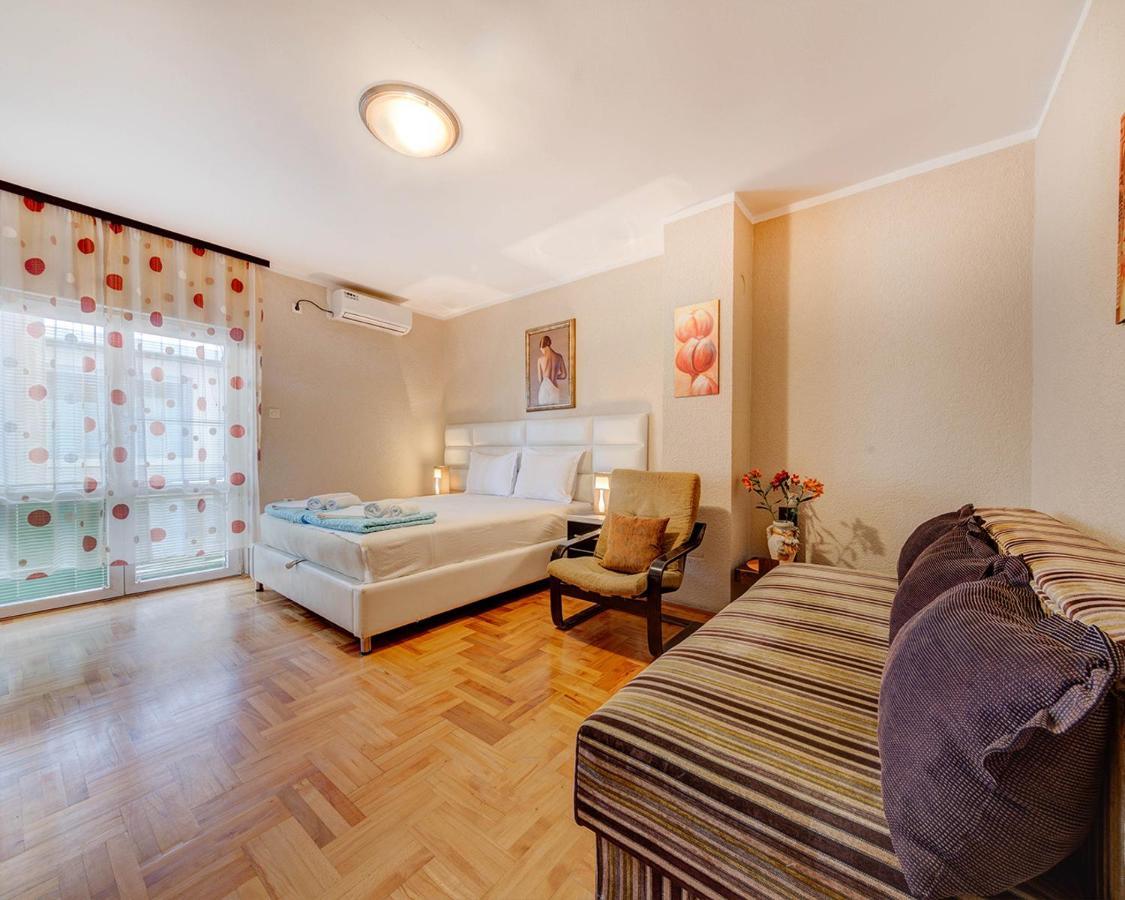Disney Apartments Budva Exteriér fotografie